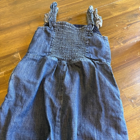 GAP Denim Chambray Ruffle Jumpsuit Straight Wide Leg Toddler 3T Blue Sleeveless - Picture 4 of 6